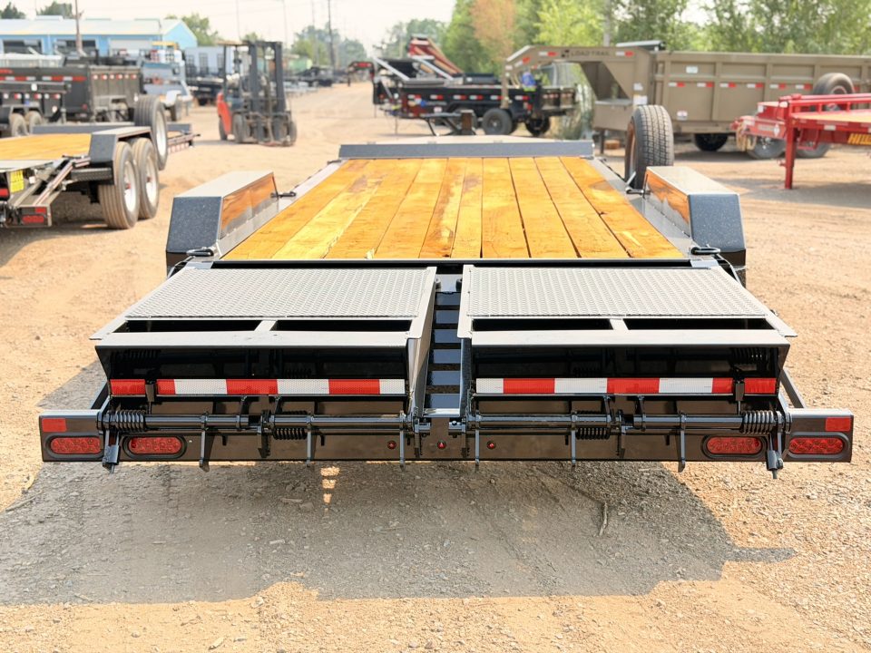 New 2027 Diamond T 7-HD22 SKID-PRO Equipment Hauler MAXX Ramps 15K GVWR