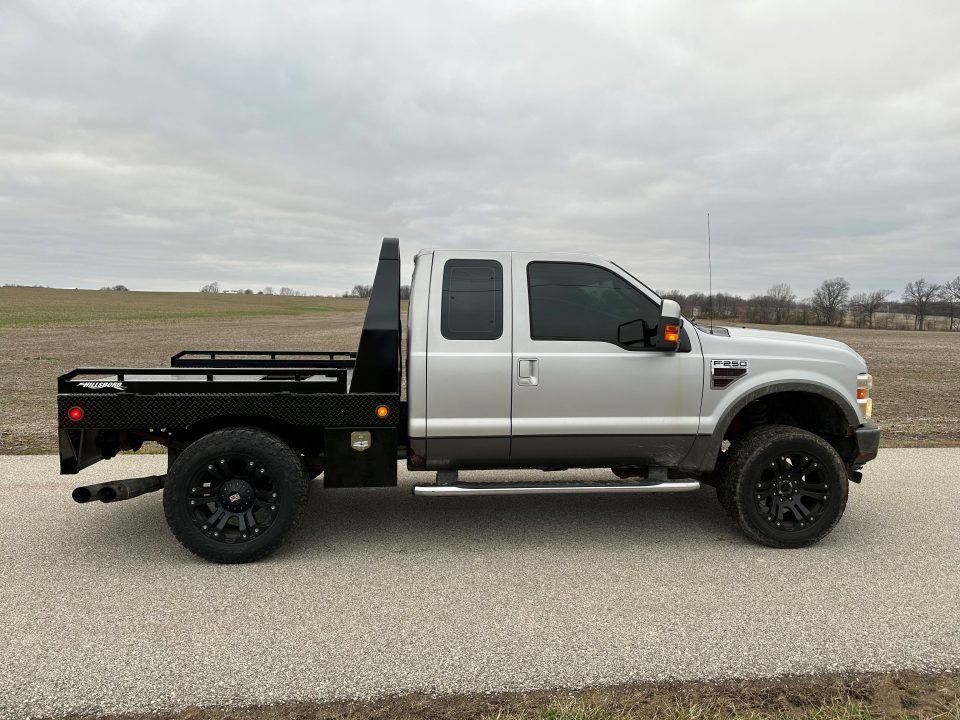 New 2027 Hillsboro 80"x84" Single Wheel Short Bed Ram Box Removal GII Series Truck Bed