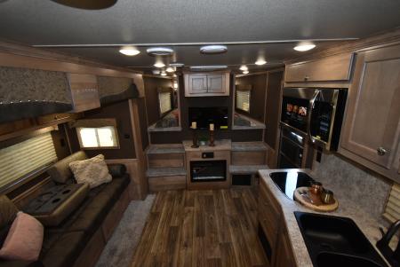 New 2027 Merhow Trailers Stampede 8314 Horse Trailer