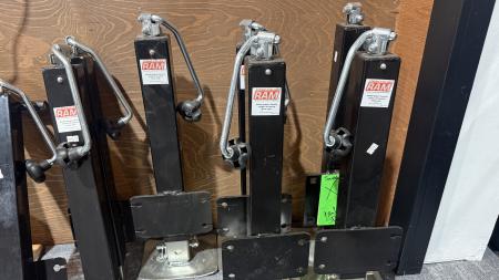 New Trailer Jacks 3,000-12,000lb