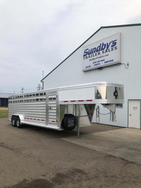 New 2027 Featherlite Trailer
