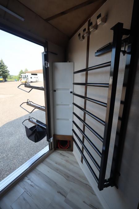 Used 2024 Trails West 3 Horse weekender Trailer