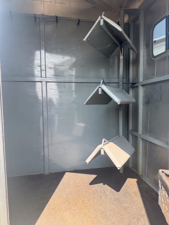Used 1997 Charmac Trailers 3H BP Horse Trailer