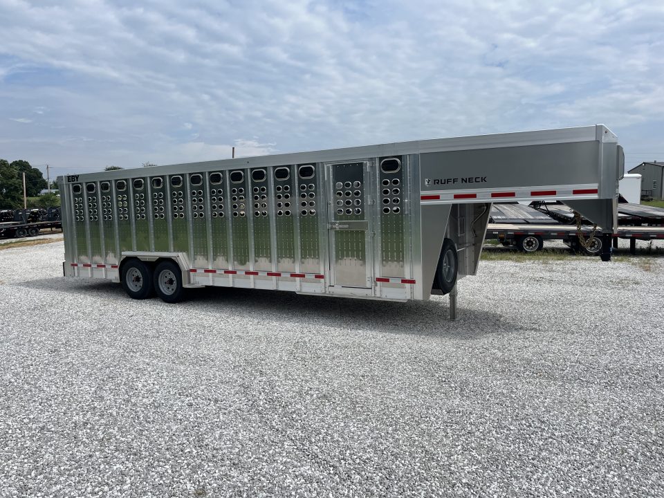 New 2027 EBY Trailers TANDEM GN RUFF NECK LIVESTOCK W/ PUNCH SIDES/ ROLLING GATE/ REAR SLIDER/ 8X26