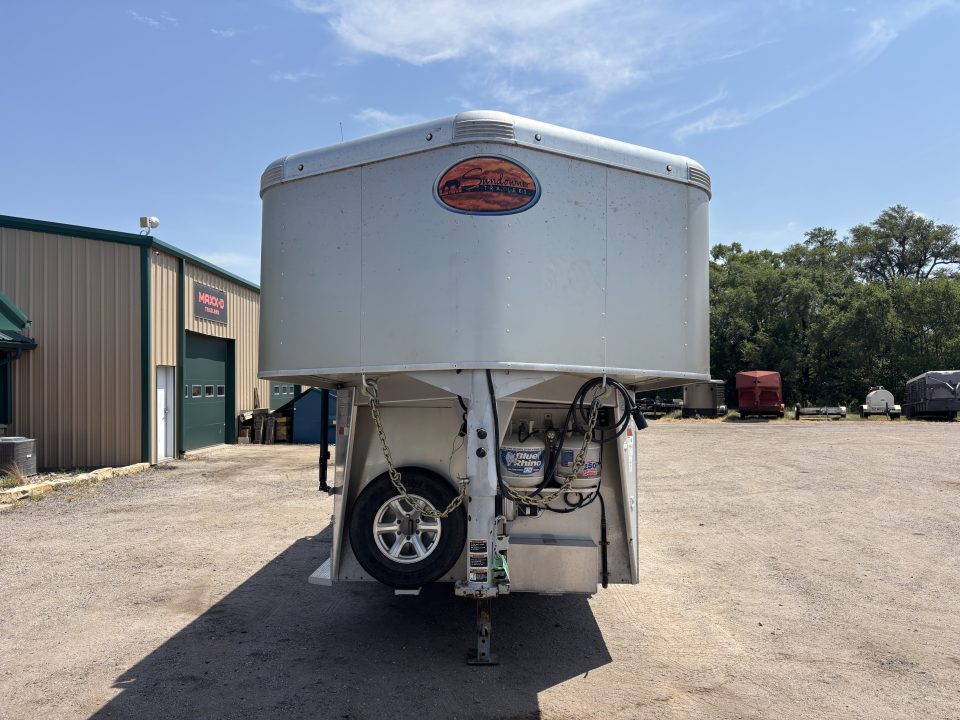 Used 2017 Sundowner 3 Horse LQ Trailer