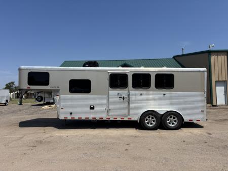 Used 2017 Sundowner 3 Horse LQ Trailer