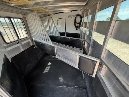 Used 2017 Sundowner 3 Horse LQ Trailer