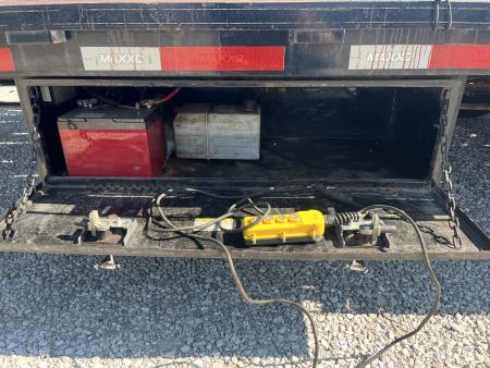 Used 2020 MAXX-D 24K TANDEM DUAL GN 10FT HYDROTAIL / HYDRO JACKS & TORQUE TUBE/ 102X32