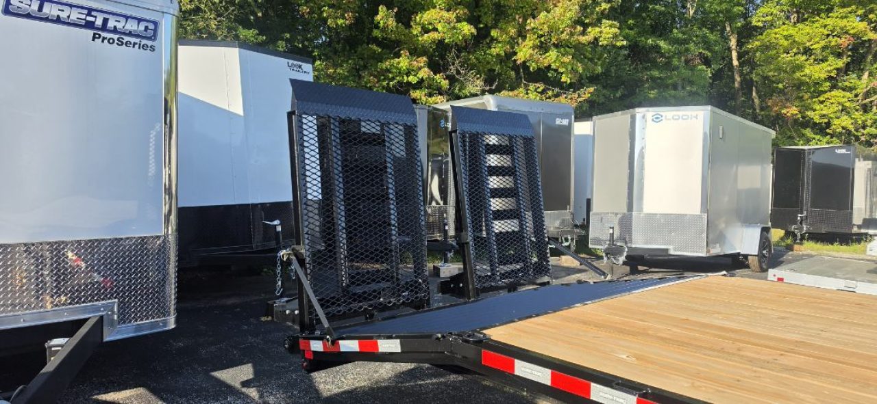 New 8.5 x 22 (18+4) Sure-Trac Deckover w/Beavertail Equipment Trailer 15k