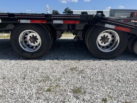 New 2027 Diamond C Trailers FMAX212 25.9K TANDEM DUAL GN PACESETTER HYDROTAIL W/ STEEL RUNNERS/ HYDRO JACKS/ RATCHET RAIL/ ALUM WHEELS/ 102X40
