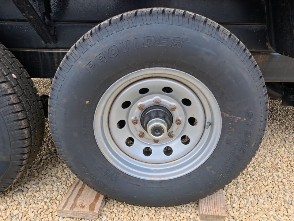 Used 2007 Chubbs 83 x 14 Dump Trailer with 14K GVWR - NEW 235/80 R16 Tires