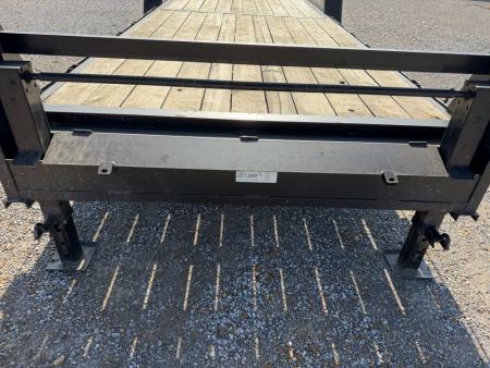 Used 2022 Kaufman 83"X24' 17K GVWR Gooseneck Tilt Trailer