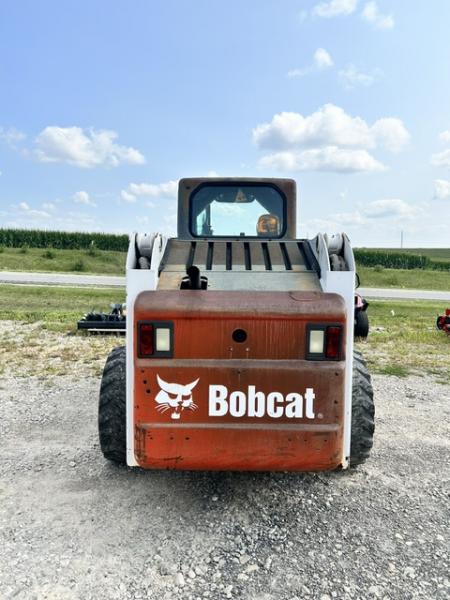Used 2007 Bobcat S220 Skid Steer / Cab / Heat/ Smooth Bucket Equipment