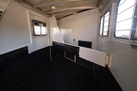 Used 2000 Legend Trailers 4 Horse GN Trailer