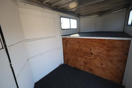 Used 2000 Legend Trailers 4 Horse GN Trailer
