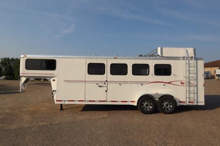 Used 2000 Legend Trailers 4 Horse GN Trailer