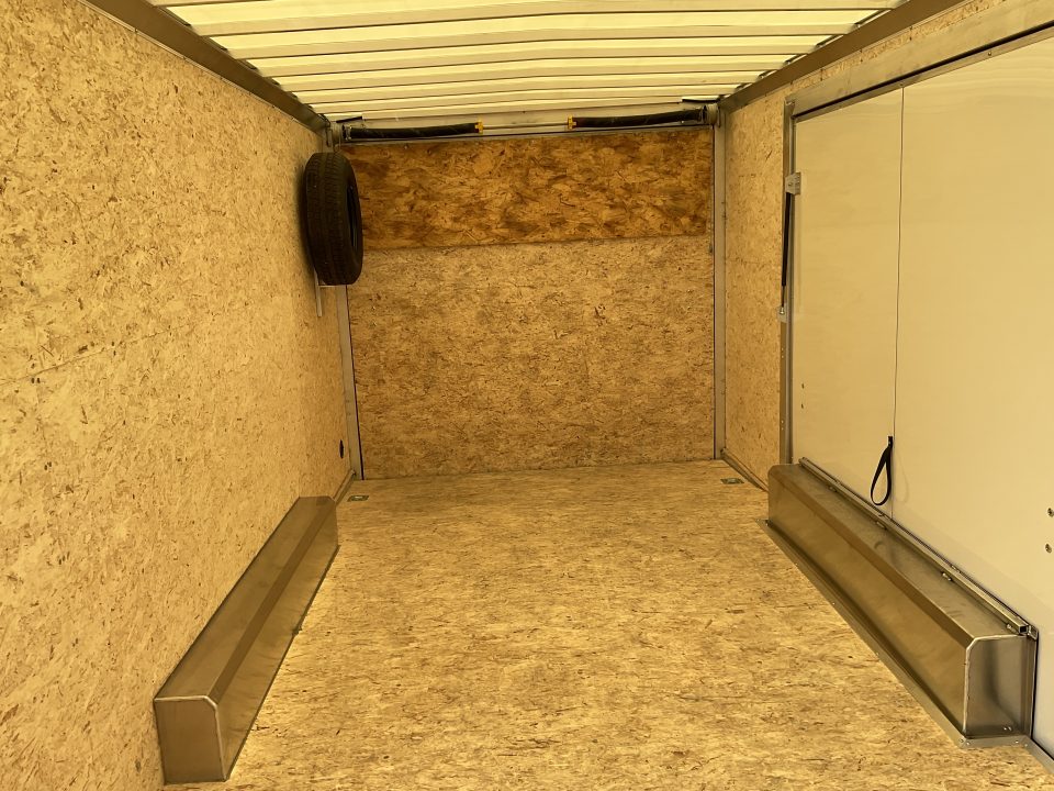 New 2027 ALCOM EZEC8.5X20CH-XLT Car / Racing Trailer