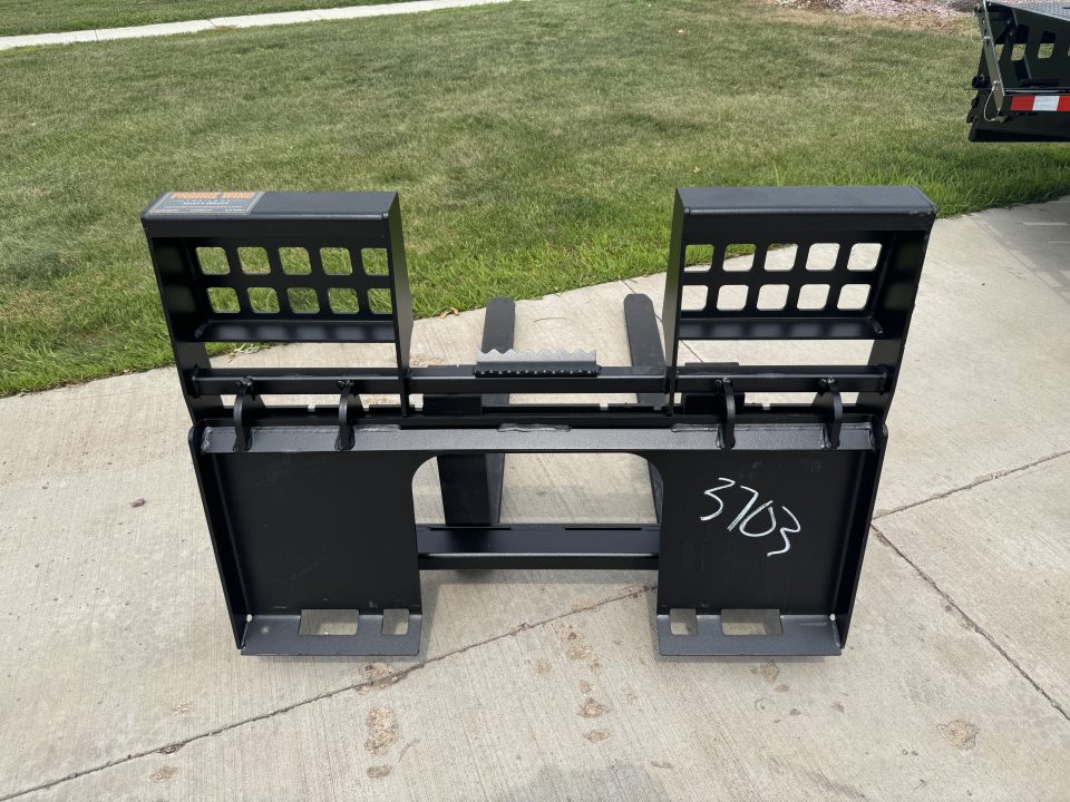 New 2026 Jenkins Iron and Steel Pallet Forks Attachment