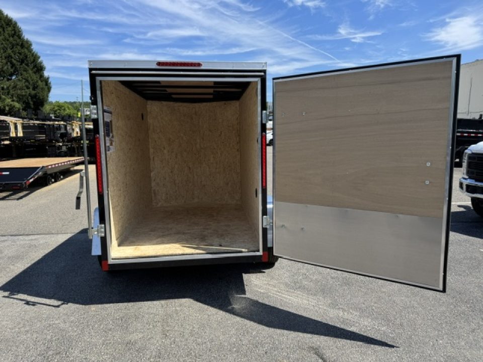 Enclosed Cargo Trailer photo 4