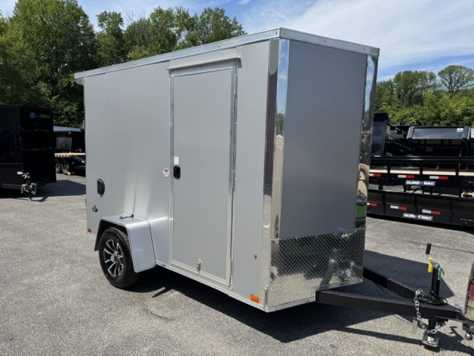 Enclosed Cargo Trailer photo 2