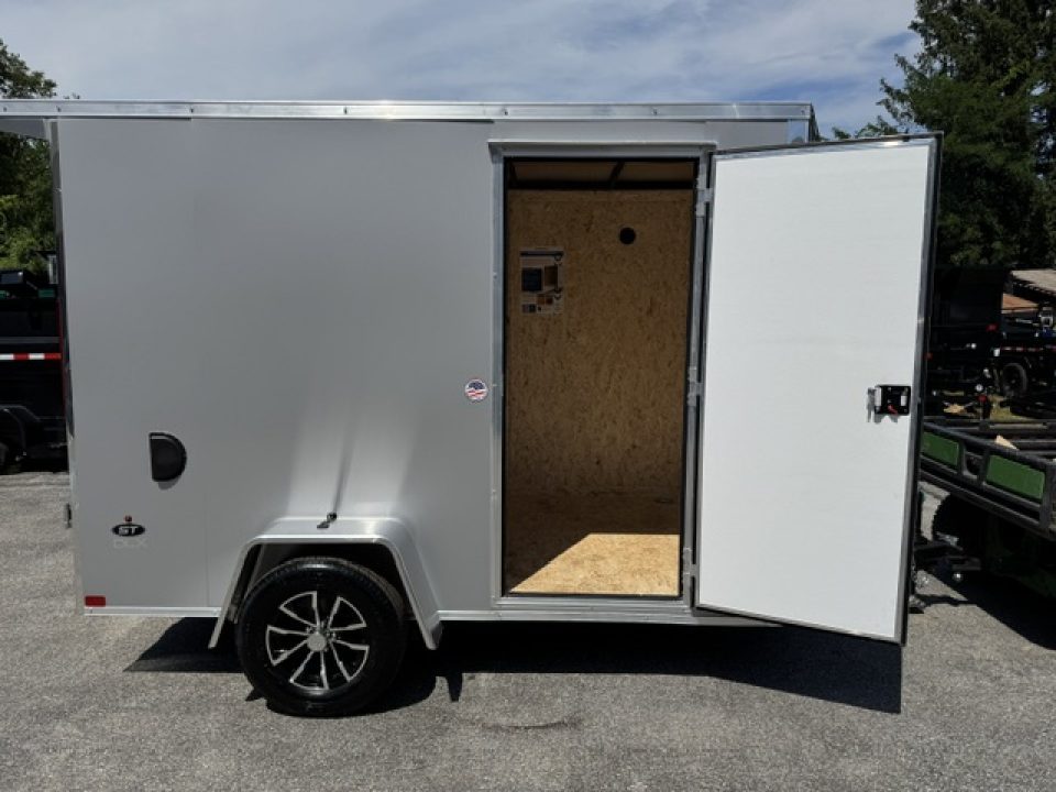 Enclosed Cargo Trailer photo 8