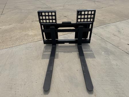New 2026 Jenkins Iron and Steel Pallet Forks Attachment
