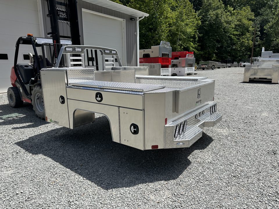 New Martin Truck Bodies Aluminum Gooseneck Service Body DRW 8' Diamond Tread *Clear Lens * Back Window Cut Out Gooseneck Bodies