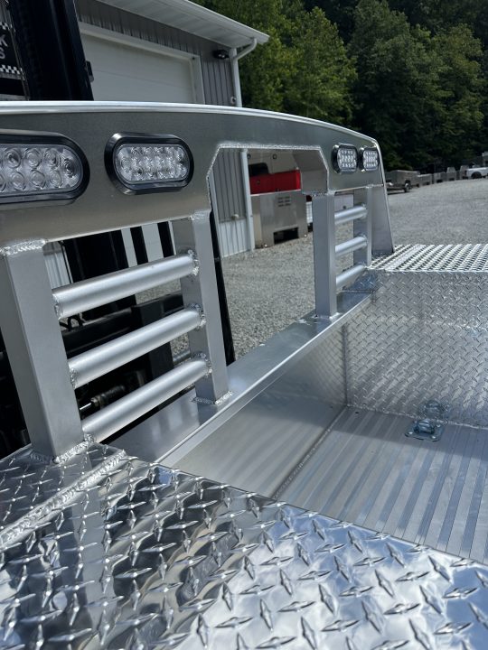 New Martin Truck Bodies Aluminum Gooseneck Service Body DRW 8' Diamond Tread *Clear Lens * Back Window Cut Out Gooseneck Bodies