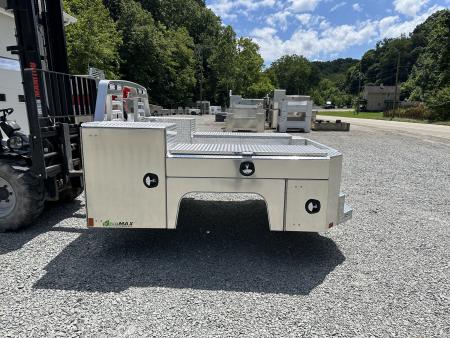 New Martin Truck Bodies Aluminum Gooseneck Service Body DRW 8' Diamond Tread *Clear Lens * Back Window Cut Out Gooseneck Bodies