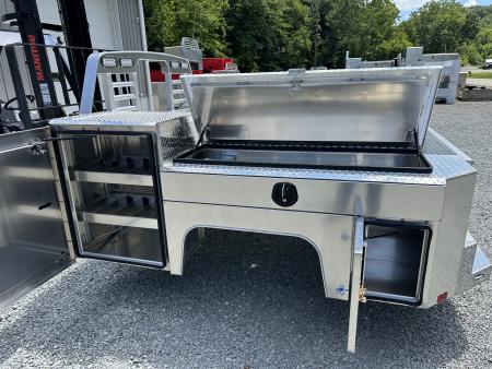 New Martin Truck Bodies Aluminum Gooseneck Service Body DRW 8' Diamond Tread *Clear Lens * Back Window Cut Out Gooseneck Bodies