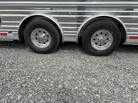 New 2027 Cimarron Showstar 8458