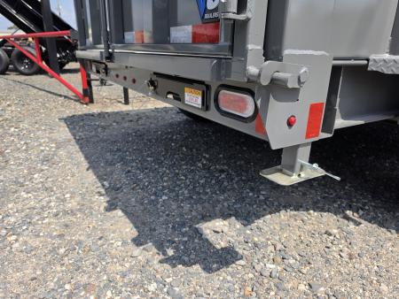 New 2027 Diamond C LPT210 16' LPT210 16' x 82" 10K Axles Gooseneck Pacesetter Edition