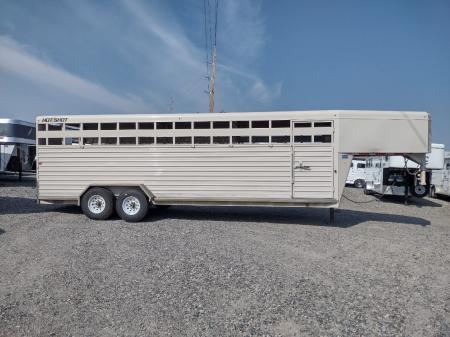 Used 2016 Trails West Hotshot 24' Stock Trailer