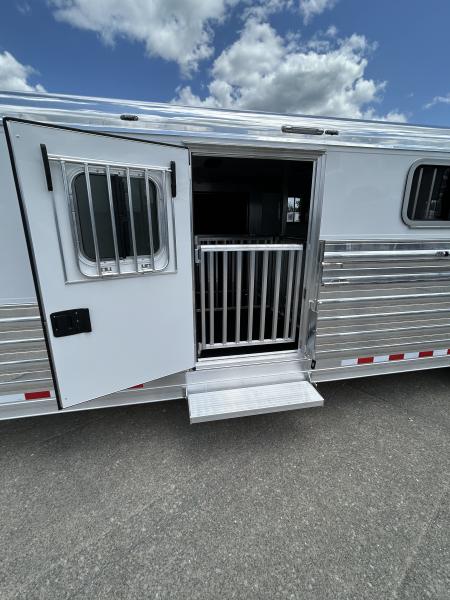 New 2027 4-Star Trailers 10 Pen Show Stock Trailer