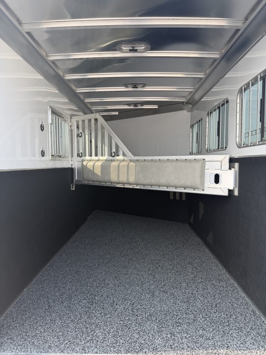 New 2026 Featherlite 3 Horse Gooseneck Premier Tack Horse Trailer