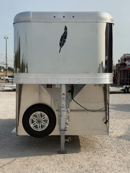 New 2026 Featherlite 3 Horse Gooseneck Premier Tack Horse Trailer