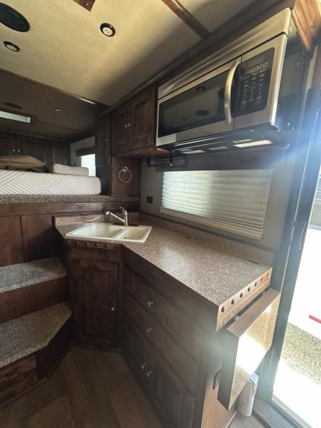 Used 2019 Logan Coach Living Quarters