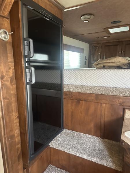 Used 2019 Logan Coach Living Quarters