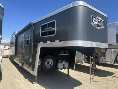 Used 2019 Logan Coach Living Quarters