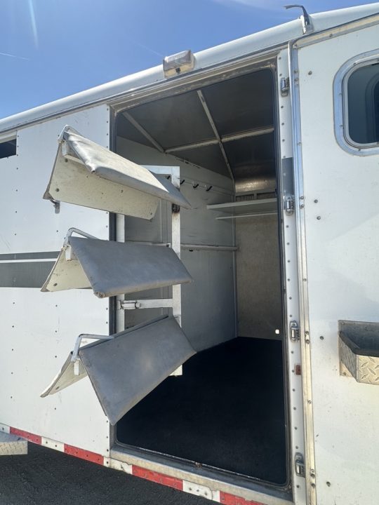 Used 1997 Charmac Trailers 3 Horse goosenec Stock / Stock Combo Trailer