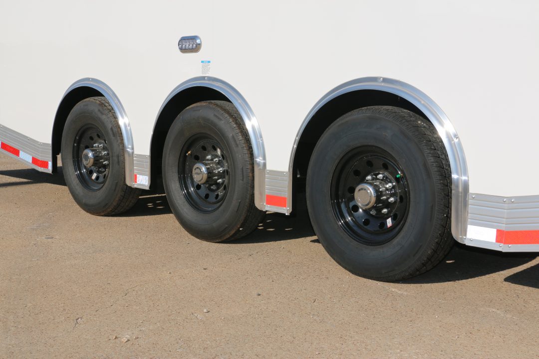 New 2027 Cargo Mate 34FT ECONO RACER