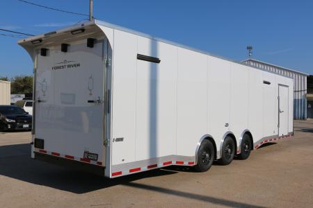 New 2027 Cargo Mate 34FT ECONO RACER