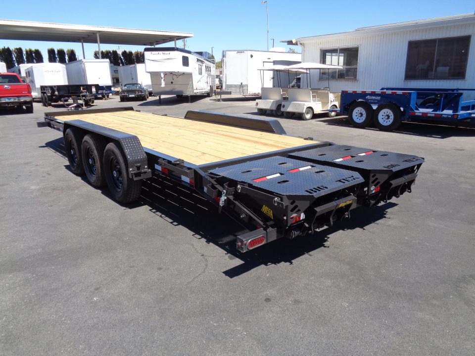 New 2027 Big Tex Trailers * 21EH-24 * 24ft Super Duty Triple Axle Seamless I-Beam Equipment Trailer w/ Mega Ramps (21K GVWR)
