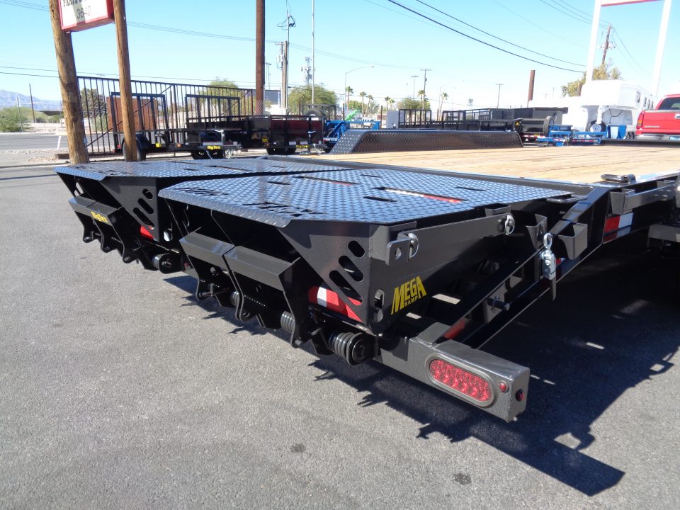 New 2027 Big Tex Trailers * 21EH-22 * 22ft Super Duty Triple Axle Seamless I-Beam Equipment Trailer w/ Mega Ramps (21K GVWR)