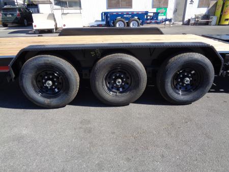 New 2027 Big Tex Trailers * 21EH-22 * 22ft Super Duty Triple Axle Seamless I-Beam Equipment Trailer w/ Mega Ramps (21K GVWR)