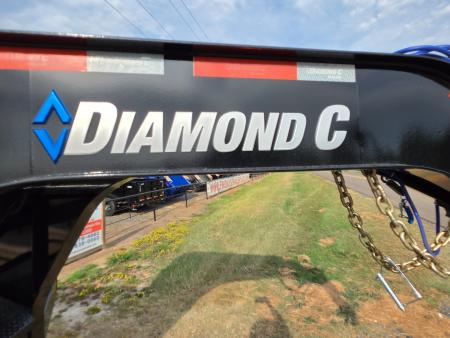 New 2026 Diamond C Trailers FMAX216 35' x 102" 40K Hydraulic Dovetail Pacesetter Edition