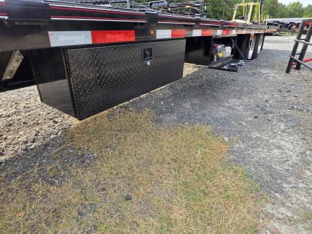 New 2026 Diamond C Trailers FMAX216 35' x 102" 40K Hydraulic Dovetail Pacesetter Edition
