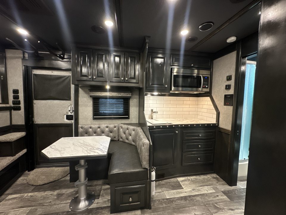Used 2023 Cimarron Norstar 4 Horse Sideload 15'6" Outlaw Living Quarter