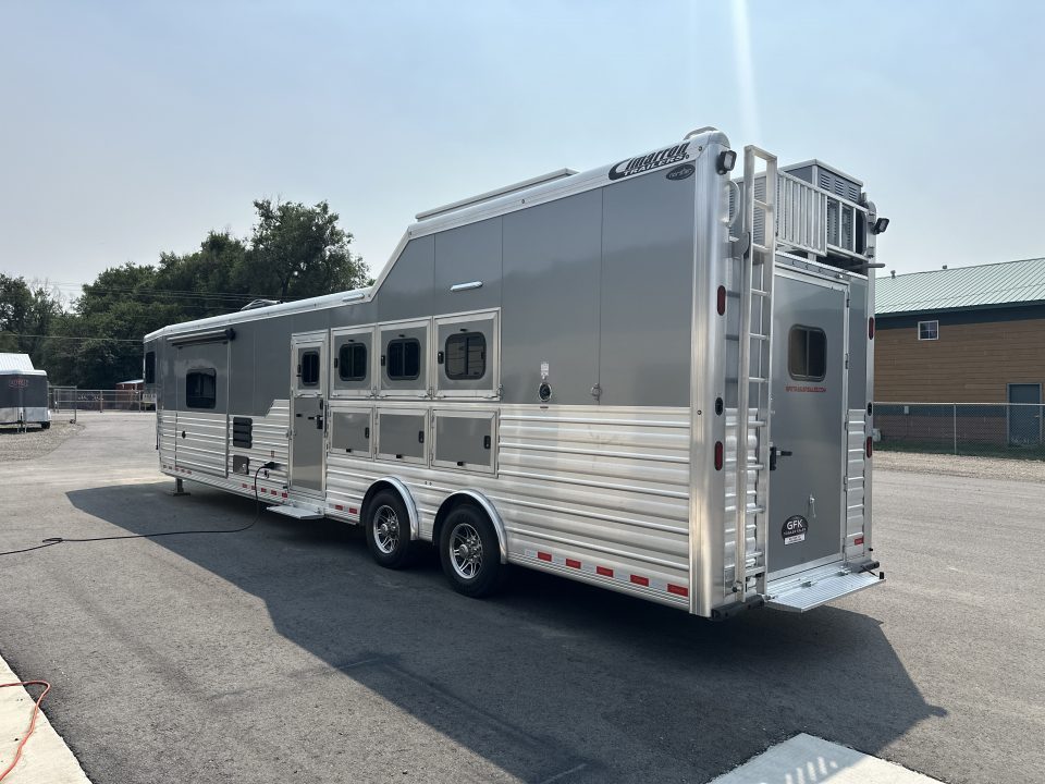 Used 2023 Cimarron Norstar 4 Horse Sideload 15'6" Outlaw Living Quarter