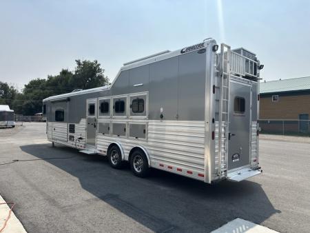 Used 2023 Cimarron Norstar 4 Horse Sideload 15'6" Outlaw Living Quarter